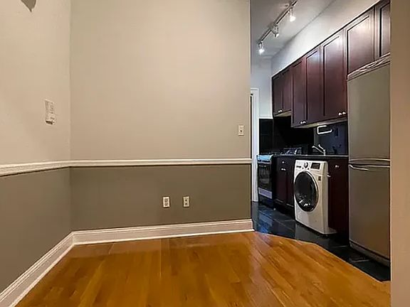 4th image of 71 Thompson St #5D