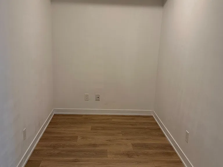 87 Peter St #1019 — Photo 5
