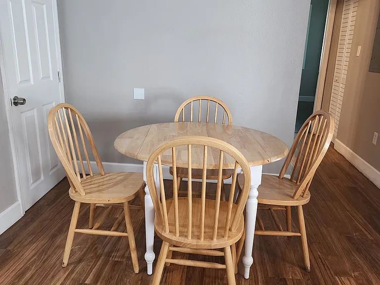 8212 N Dakota Ave — Photo 6
