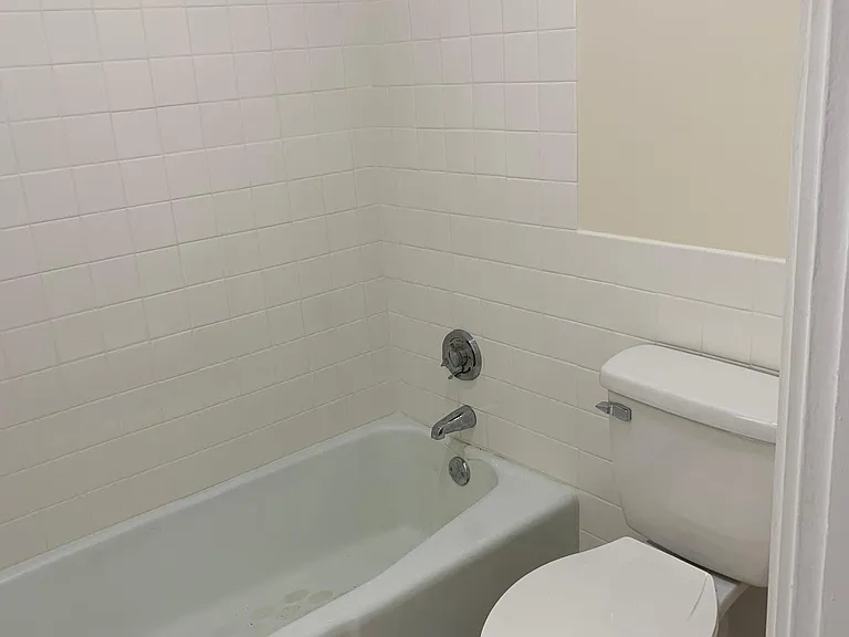 80 Park St — Photo 11