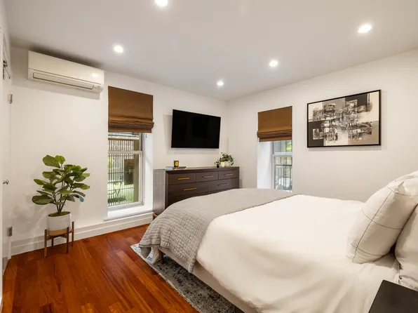 105 East 19th Street image 6 of 10