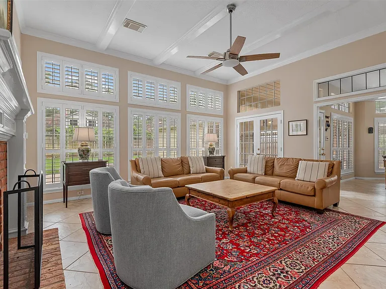 1811 Wild Plum Ct — Photo 9