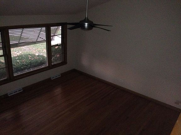 5th image of 10135 Minnick Ave