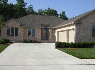 16301 Moore Park, Update, MI 48044