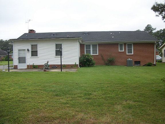 2nd image of 219 W York Dr