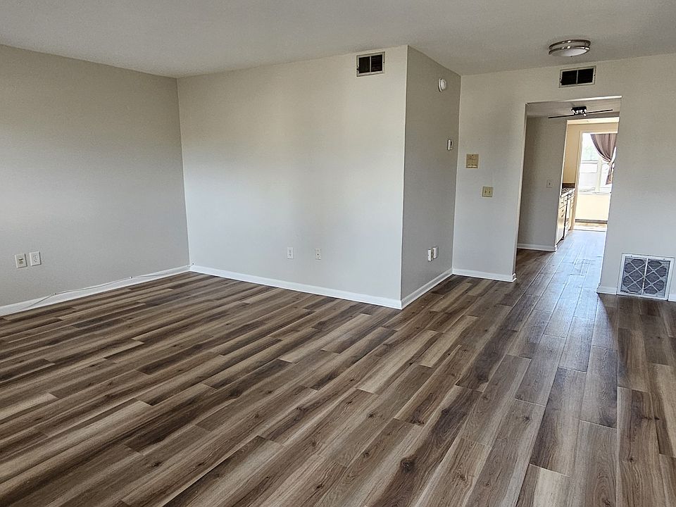 1st image of 911 Washington Ave #211-1