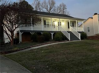 244 Central Oaks Rd, Clemmons, NC 27012