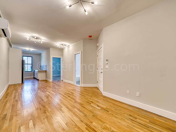 3rd image of 26-22 30th St #1A