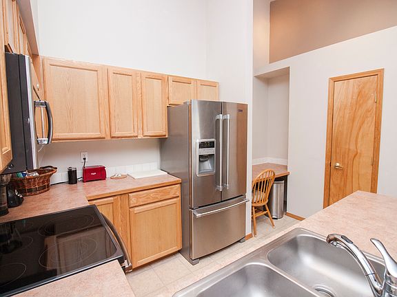 3rd image of 9919 E 17th Ln #205