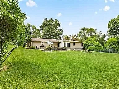 37 Overlook Rd — Photo 9
