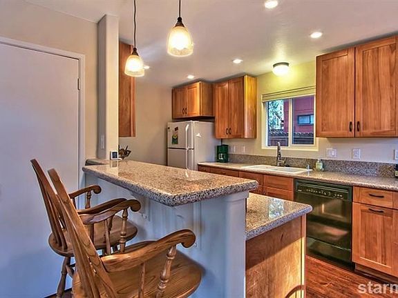 2nd image of 769 Sonoma Ave
