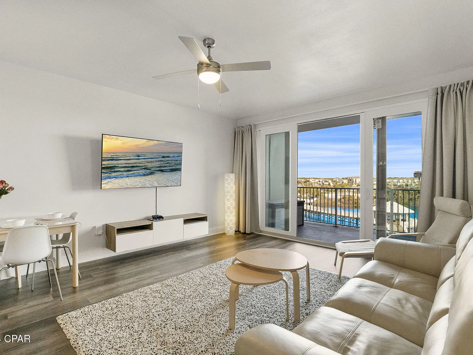 2 bed, 1262 sqft, $2,000 — Photo 1