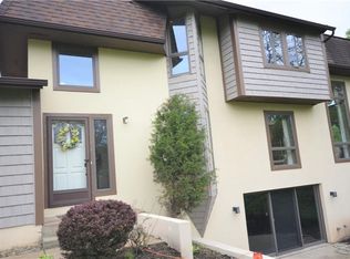 4625 Compass Rose APT 3, Vermilion, OH 44089