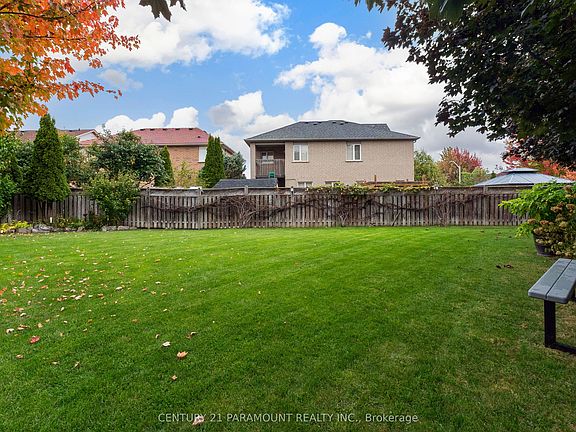 2nd image of 14 Redfinch Way