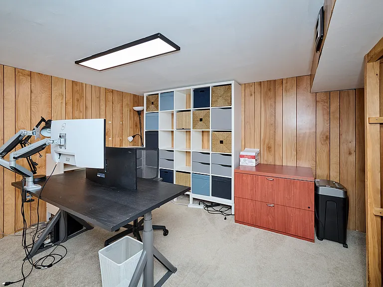 926 N Boxwood Dr #B — Photo 29