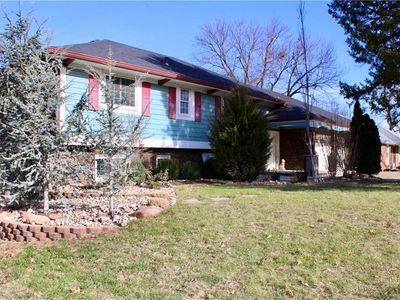 5948 Richmond Ave, Kansas City, KS, 66102