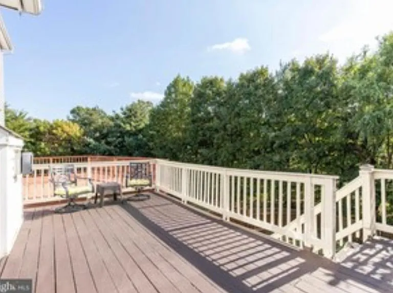 Spacious Deck off Living Room