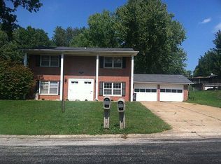 76 Cheshire Dr #76, Belleville, IL 62223
