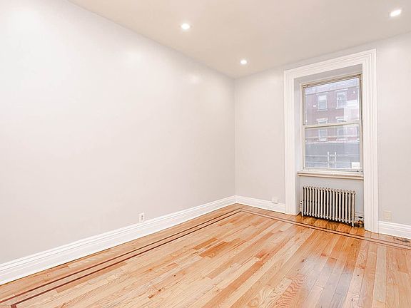 2nd image of 510 De Kalb Ave #2