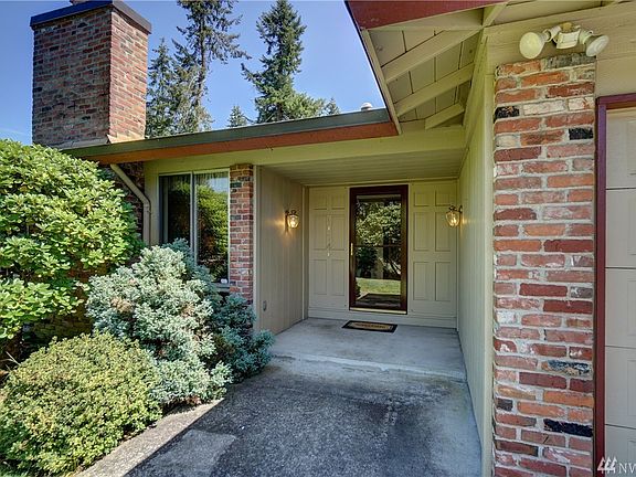 2nd image of 7114 Turquoise Dr SW