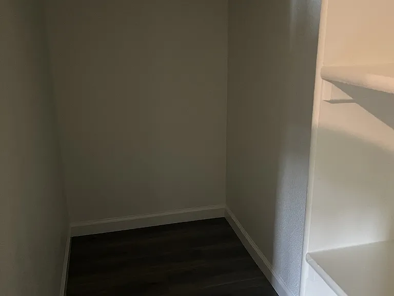 3911 Streamline St — Photo 16
