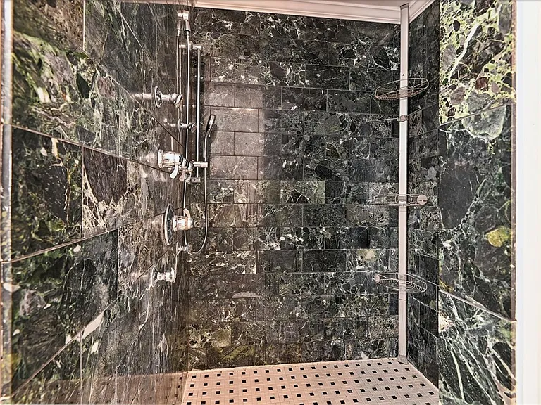 345 Volley Rd — Photo 11