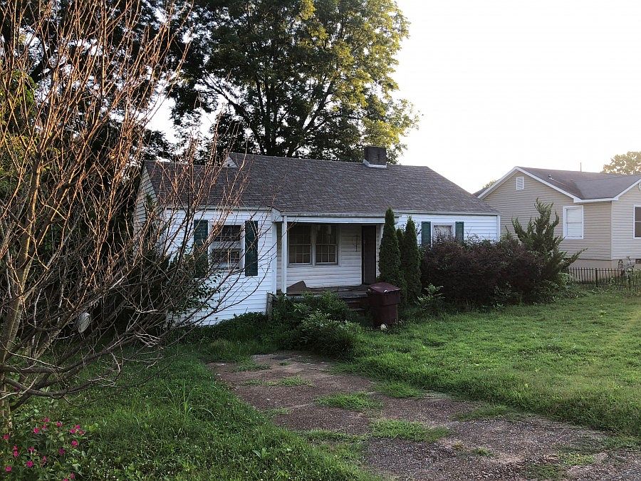 2nd image of 1505 Thirtieth St