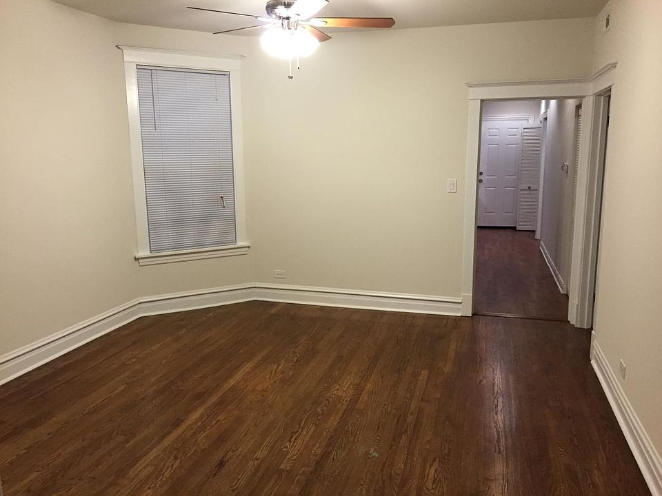 1st image of 4837 W Montrose Ave #Fl1