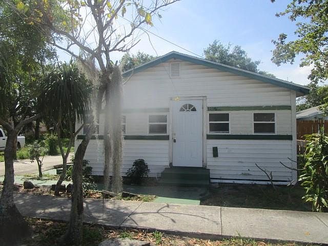 1st image of 1116 10th Street