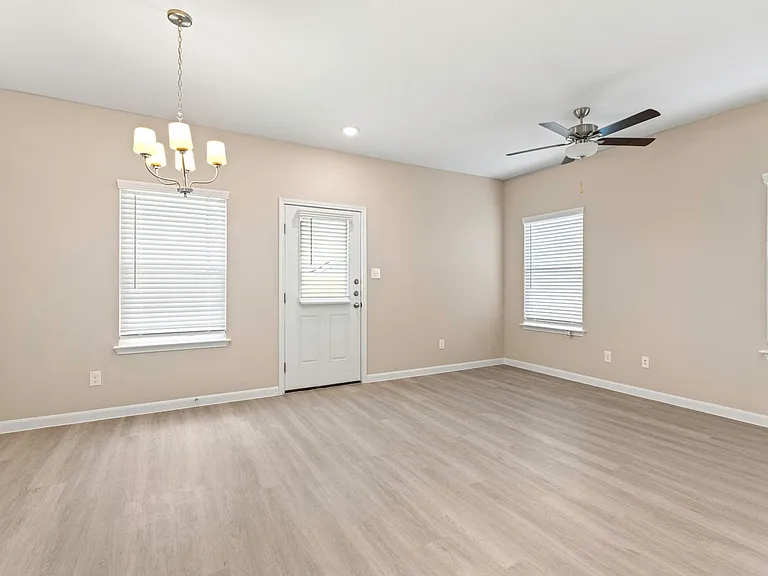 2707 Armaan Way #101 — Photo 13