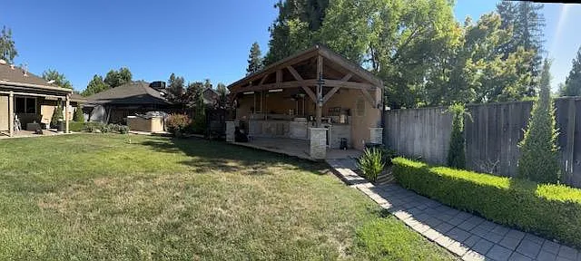 7247 N Dewey Ave — Photo 14