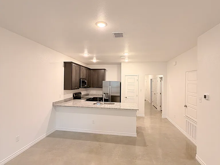 3811 American Elm Dr #A — Photo 9