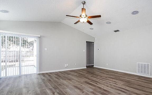 1st image of 1407 Tiverton Dr #1