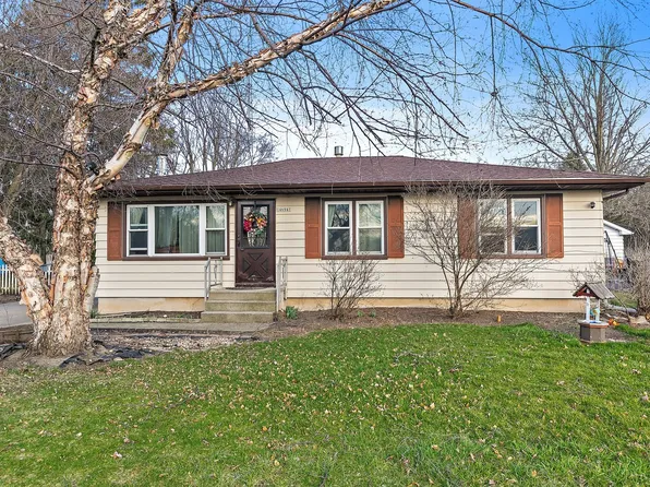 14N941 Castle Ave, Dundee, IL 60118
