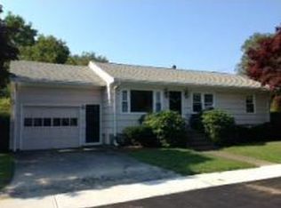 52 Palmer St, Newport, RI 02840