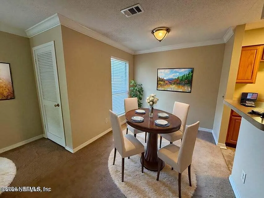 1 bed, 1.5 bath, 770 sqft, $1,225 — Photo 3