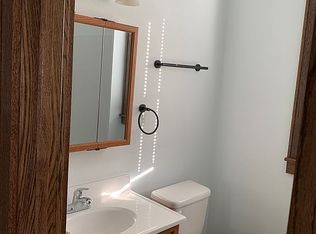 820 3rd Ave SW #1, Cedar Rapids, IA 52404