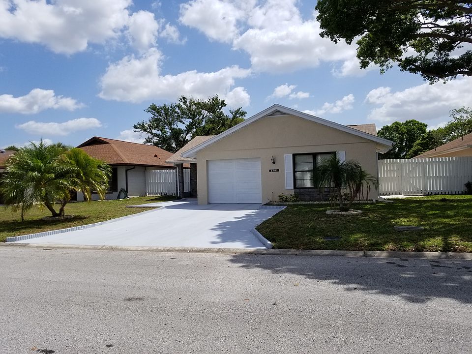 1st image of 2781 Sunbranch Dr
