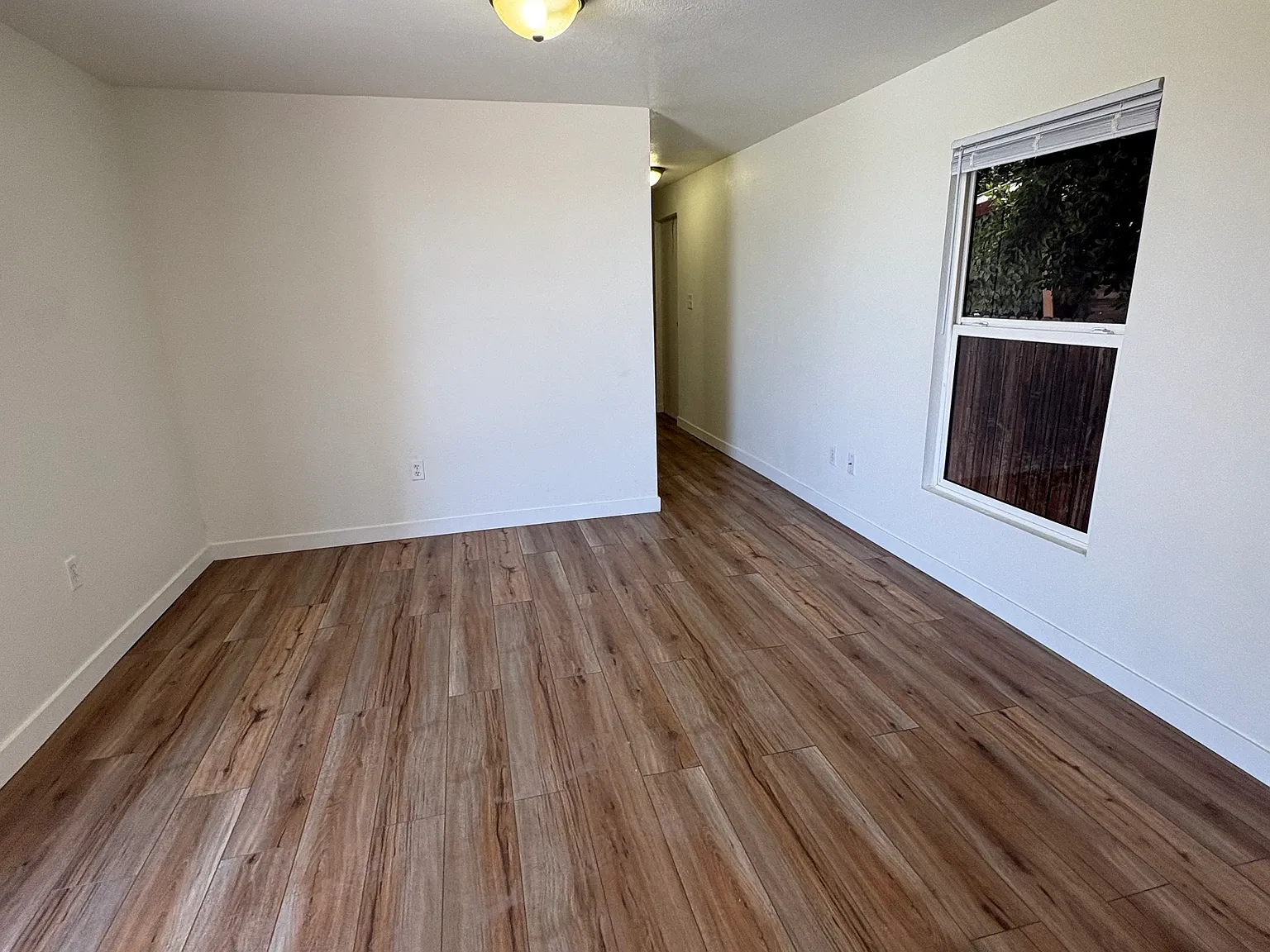 2 bed, 576 sqft, $1,450 — Photo 4