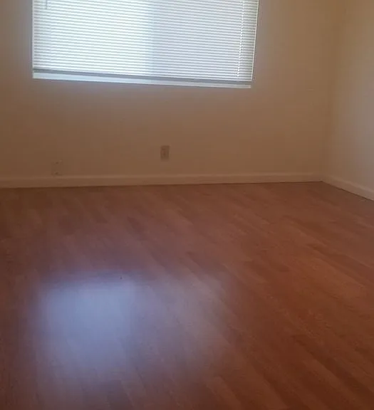3015 Glenwood Pl — Photo 6