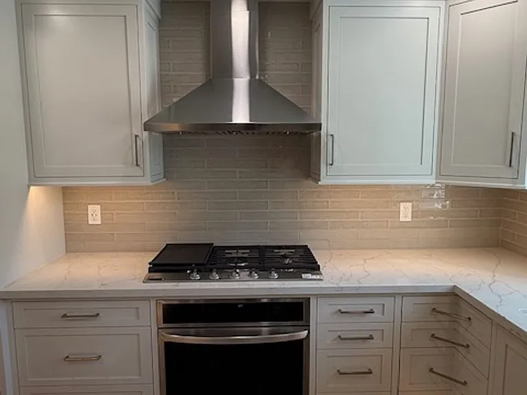 169 Cary Dr — Photo 3