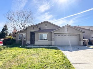 2517 Basque Hills Dr, Bakersfield, CA 93313