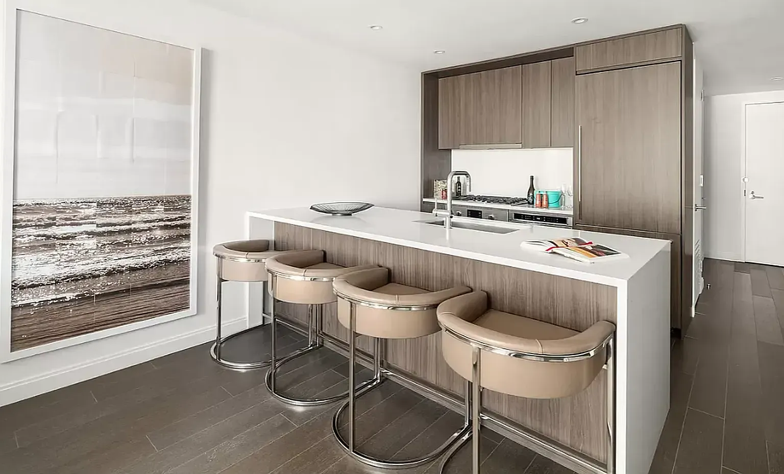645 West 59th Street — Photo 4