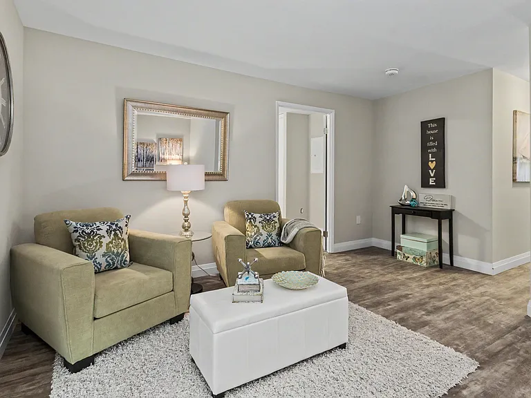 271 Platts Ln — Photo 10