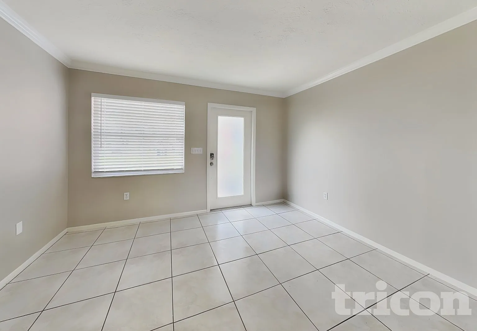 8105 Longbay Boulevard Sarasota FL — Photo 4