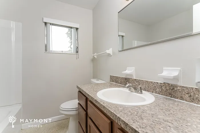 850 17th Ter NE — Photo 13