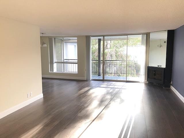 1st image of 2165 Carlmont Dr APT 303