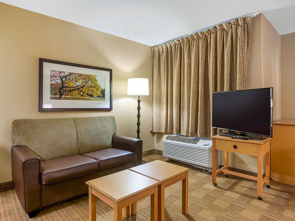 Deluxe Studio - 2 Full Beds