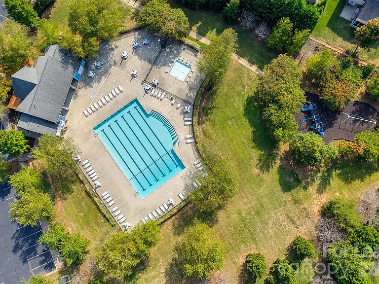 1668 Beleek Ridge Ln — Photo 44