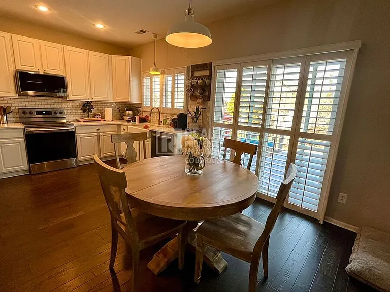 4057 Mesa Meadows Ct — Photo 8